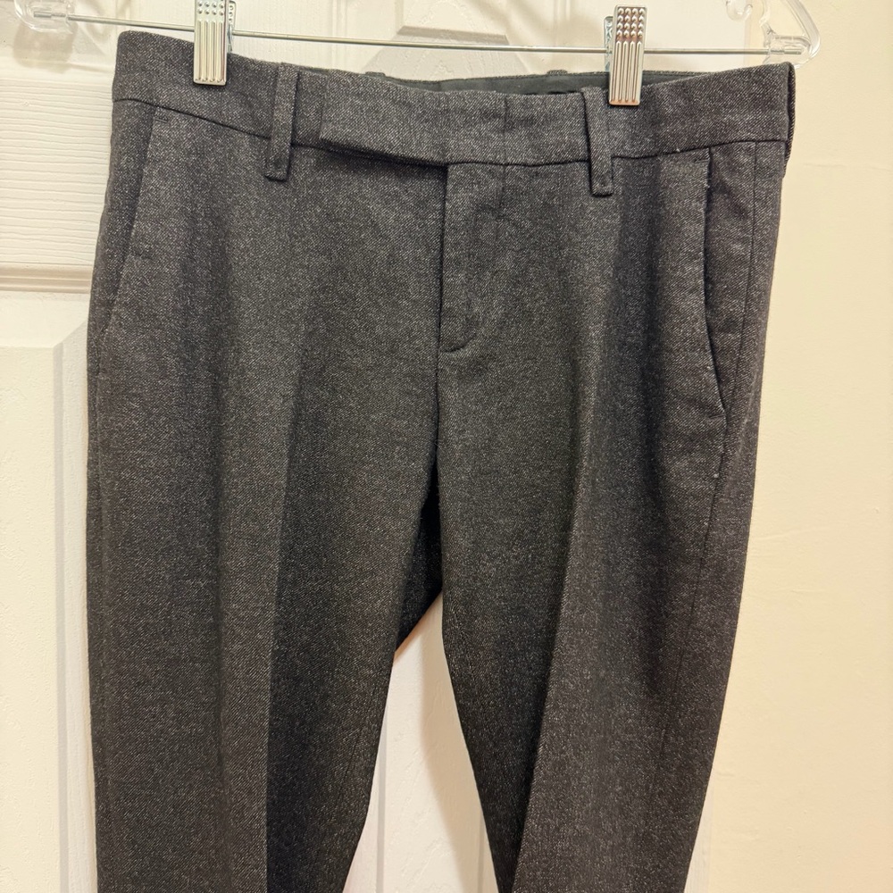 Like New Hugo Boss women 100% wool slim fit Dark Grey dress trousers pants sz 2